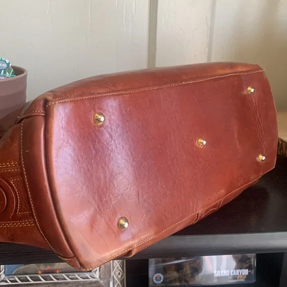 Marino Orlandi Shoulder Bag - Picture 6 of 8